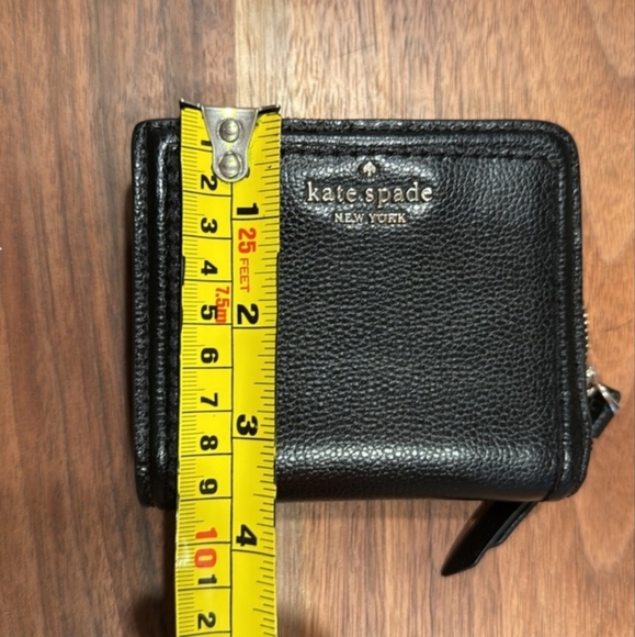 Kate Spade Wallet - Picture 5 of 7